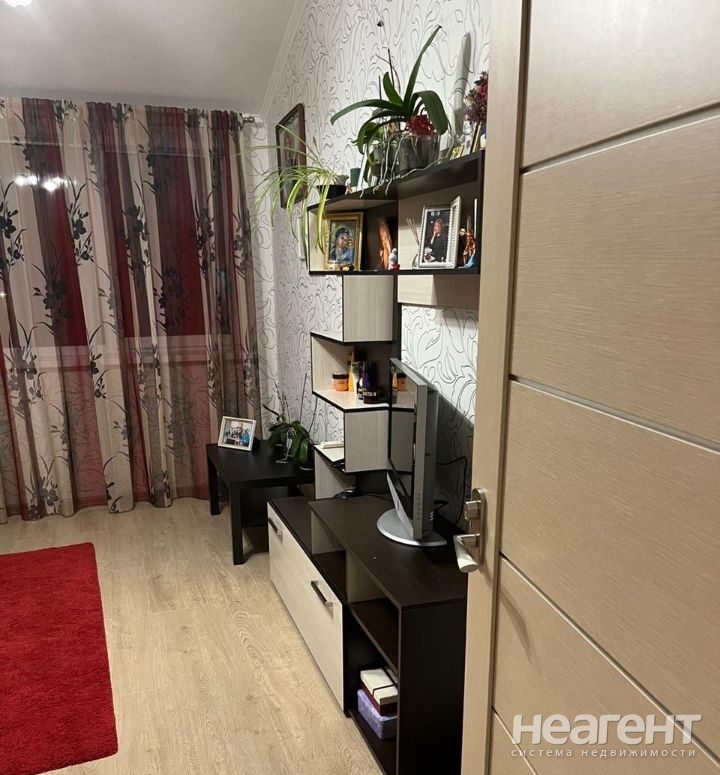 Продается 2-х комнатная квартира, 42 м²