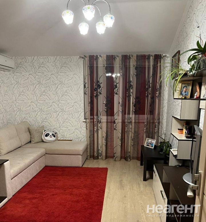 Продается 2-х комнатная квартира, 42 м²