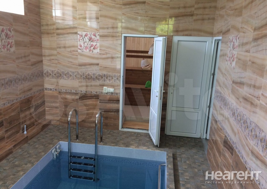 Продается Дом, 550 м²