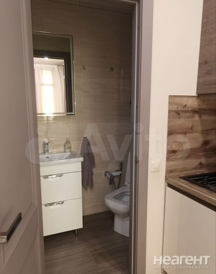 Продается 1-комнатная квартира, 34 м²