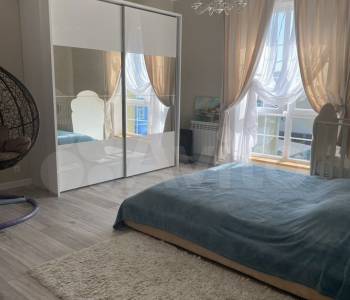 Сдается Многокомнатная квартира, 150 м²