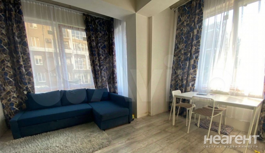 Продается 1-комнатная квартира, 41 м²