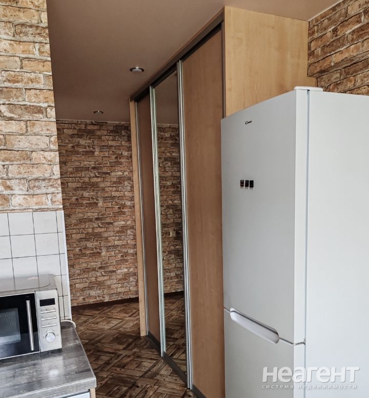 Продается 1-комнатная квартира, 30,7 м²