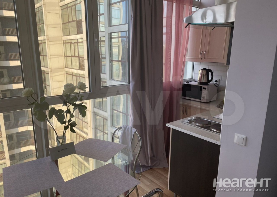 Сдается 1-комнатная квартира, 46 м²