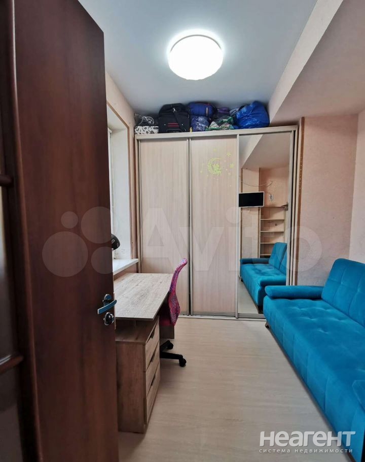 Продается 2-х комнатная квартира, 42 м²