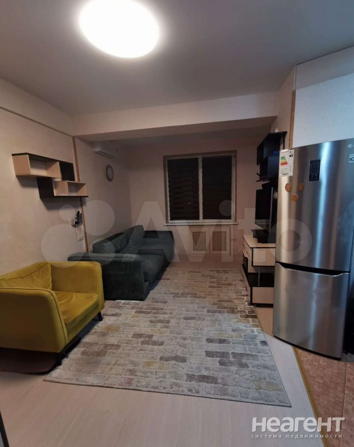 Продается 2-х комнатная квартира, 42 м²