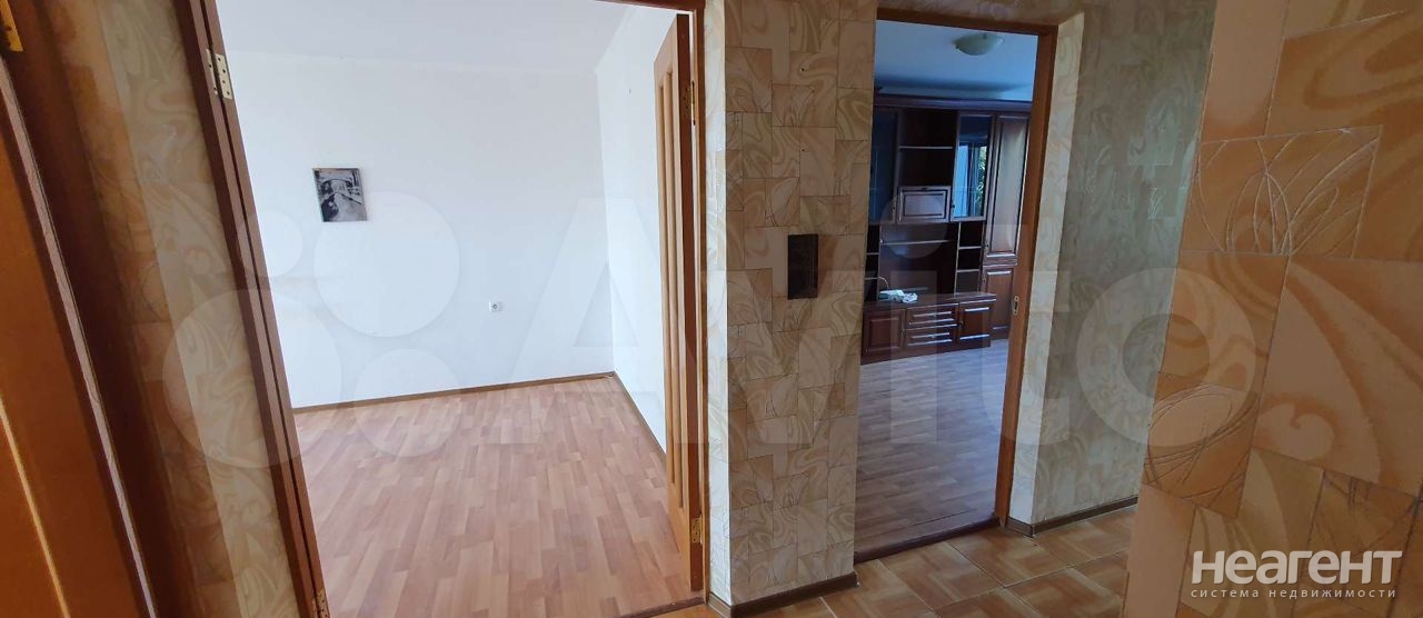 Продается 3-х комнатная квартира, 64 м²