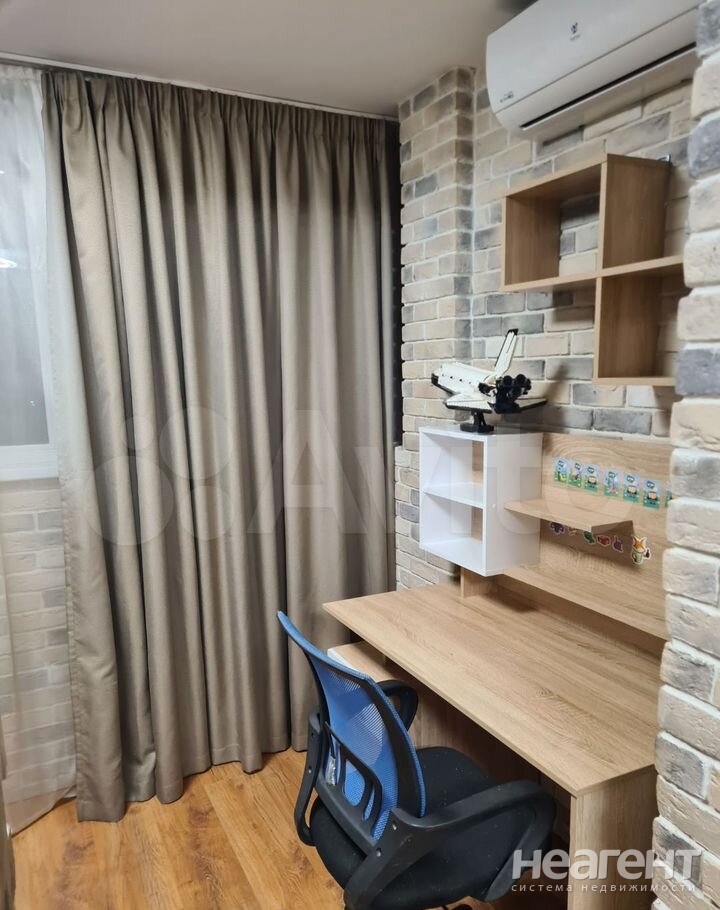 Продается 2-х комнатная квартира, 60 м²