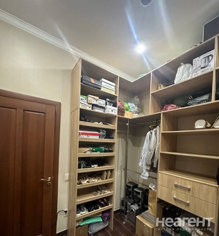 Продается 3-х комнатная квартира, 80 м²