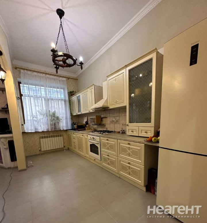 Продается 3-х комнатная квартира, 80 м²