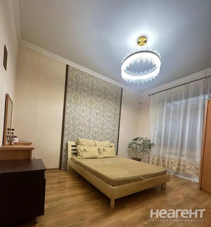 Продается 3-х комнатная квартира, 80 м²