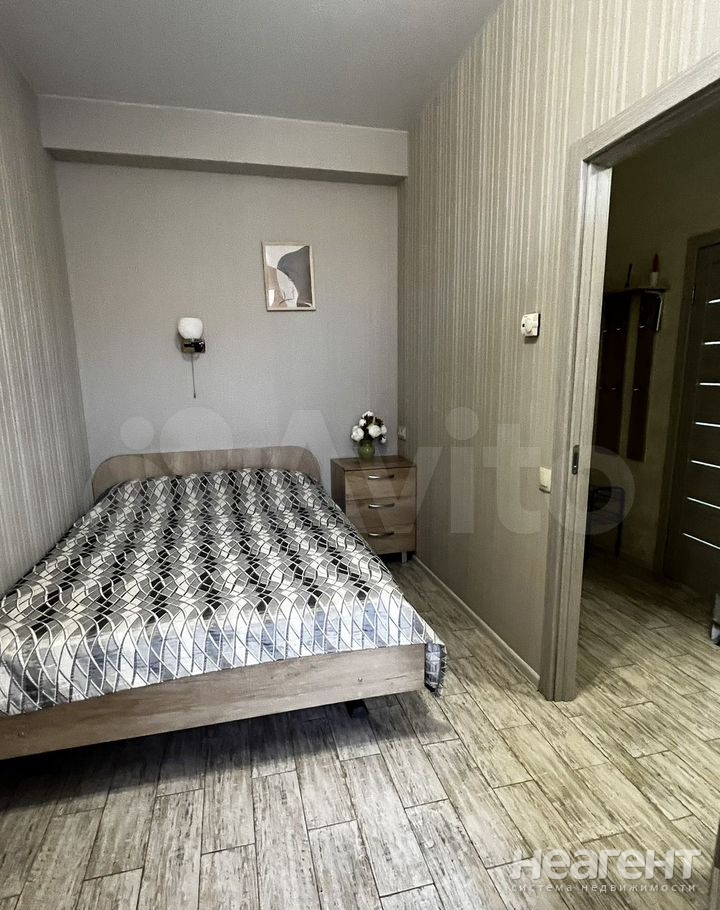 Продается 1-комнатная квартира, 28 м²