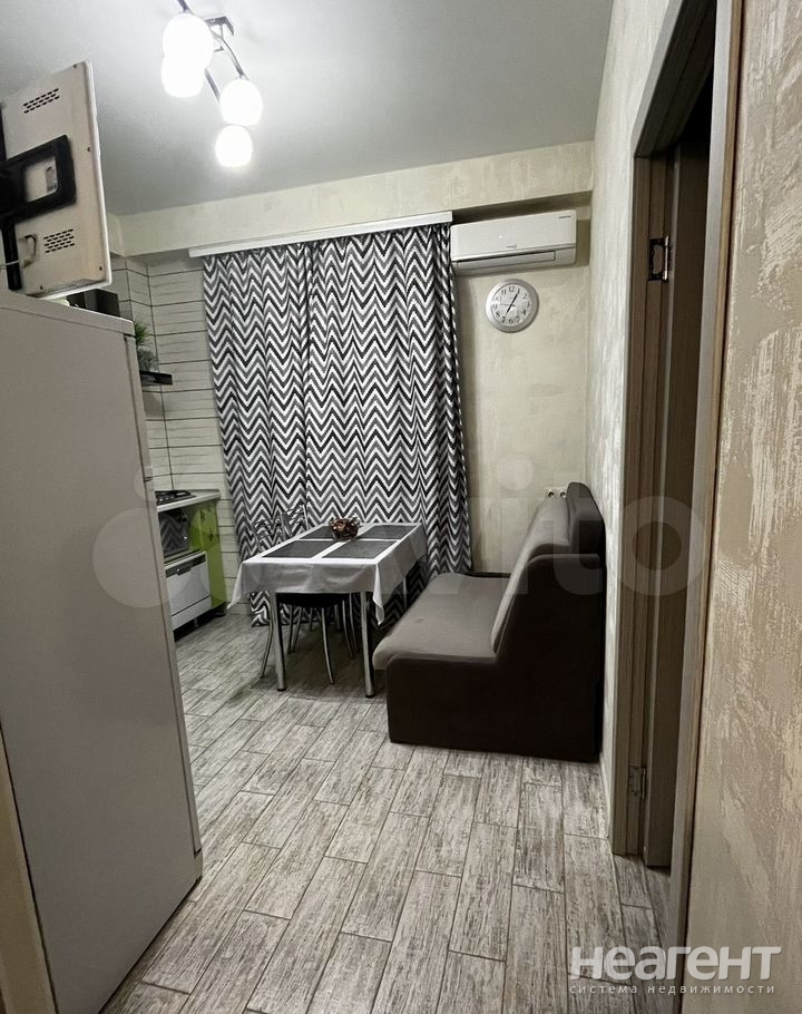 Продается 1-комнатная квартира, 28 м²