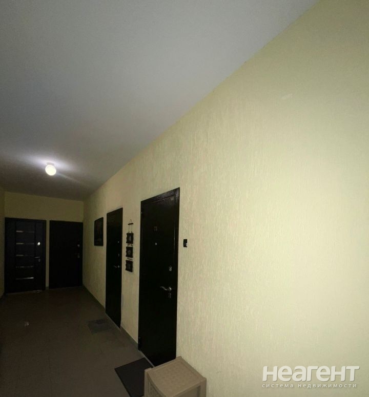 Продается 1-комнатная квартира, 30,4 м²