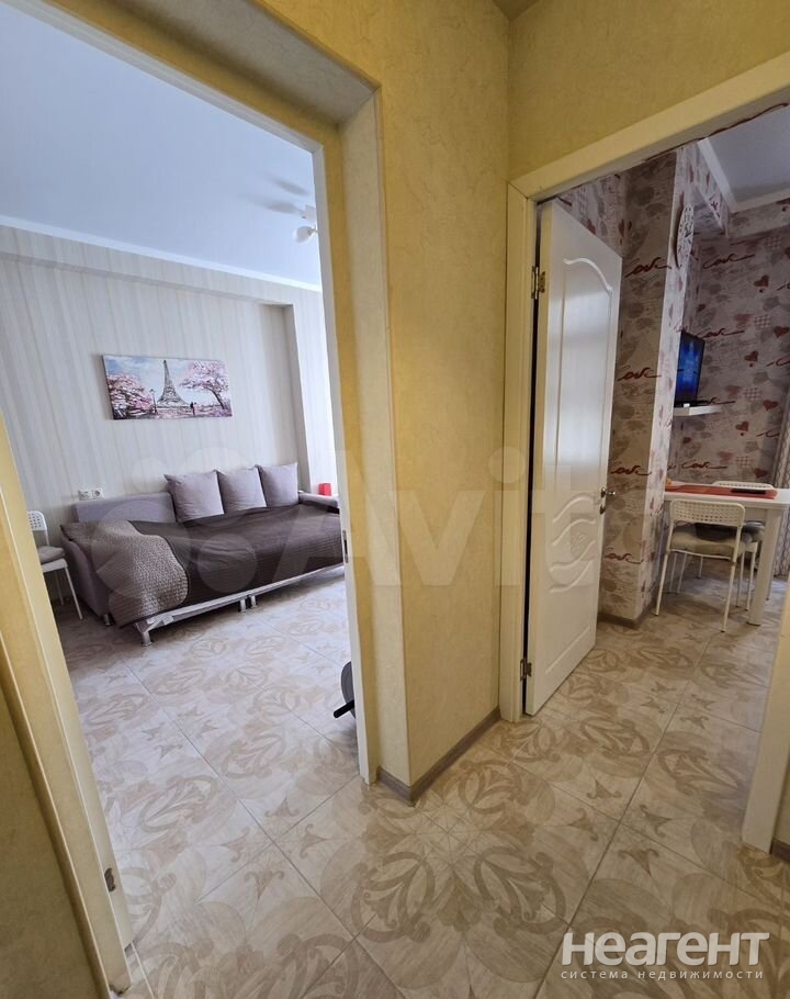 Продается 1-комнатная квартира, 33,4 м²