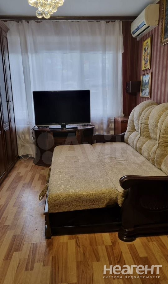 Продается 1-комнатная квартира, 30 м²