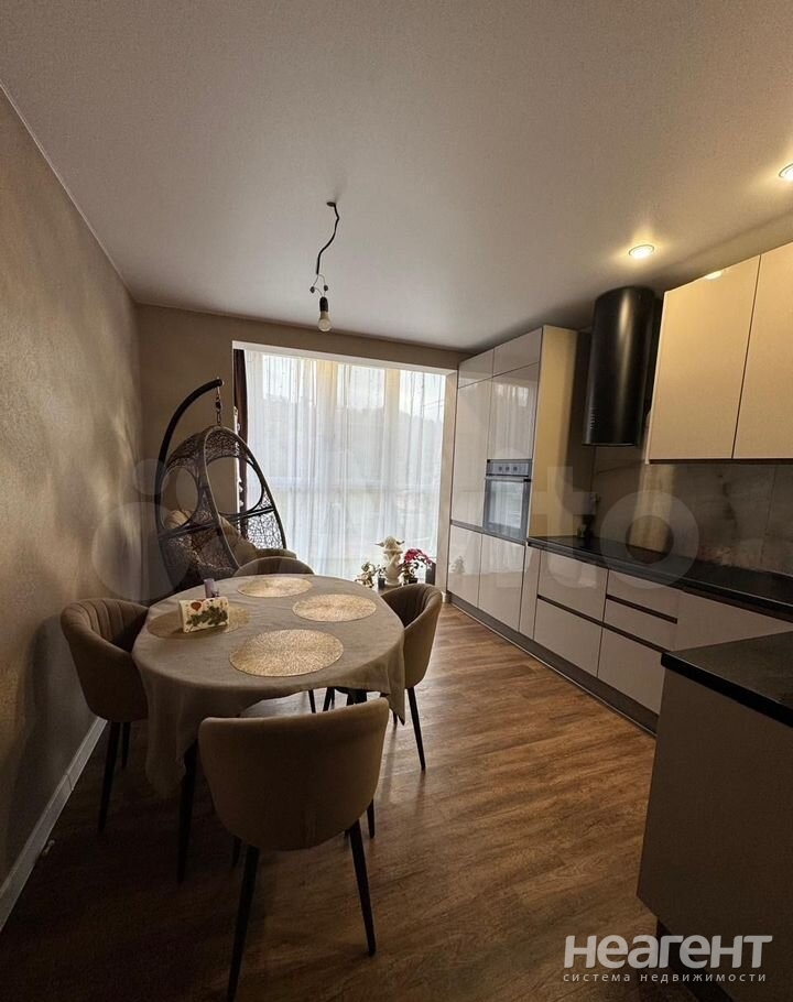 Продается 3-х комнатная квартира, 95 м²