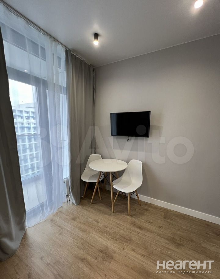 Продается 1-комнатная квартира, 18 м²