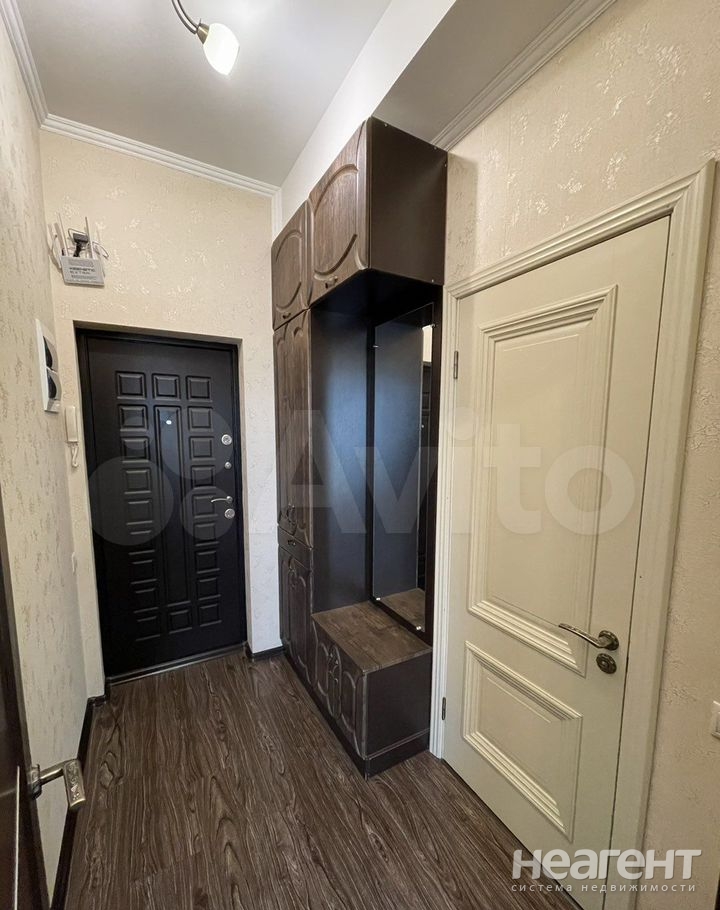 Продается 1-комнатная квартира, 34 м²