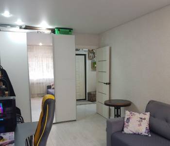 Продается 2-х комнатная квартира, 42 м²