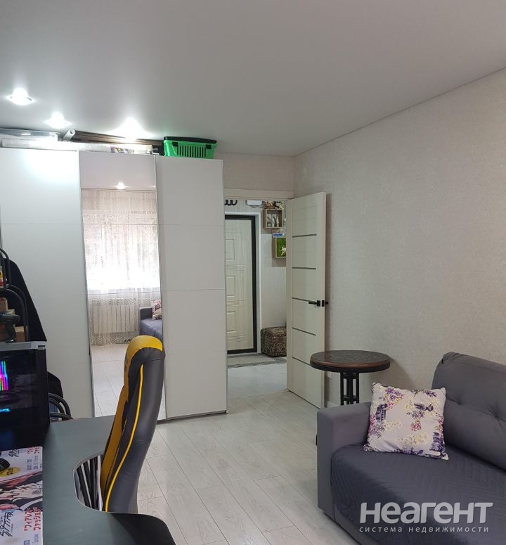 Продается 2-х комнатная квартира, 42 м²