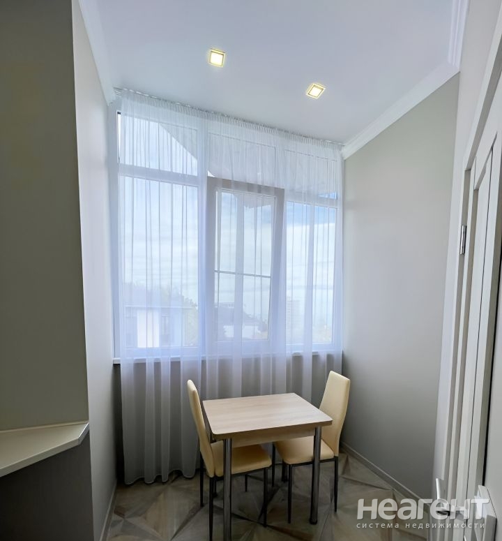 Продается 1-комнатная квартира, 28 м²