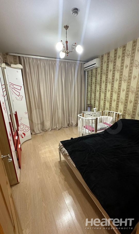 Продается 3-х комнатная квартира, 76,8 м²