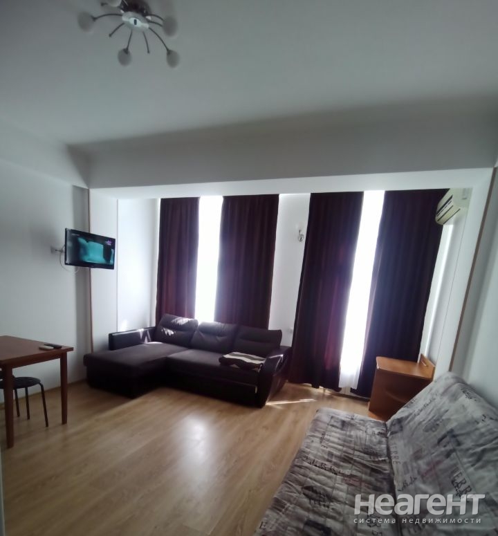 Сдается 1-комнатная квартира, 26,8 м²