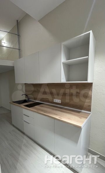 Продается 3-х комнатная квартира, 145,1 м²