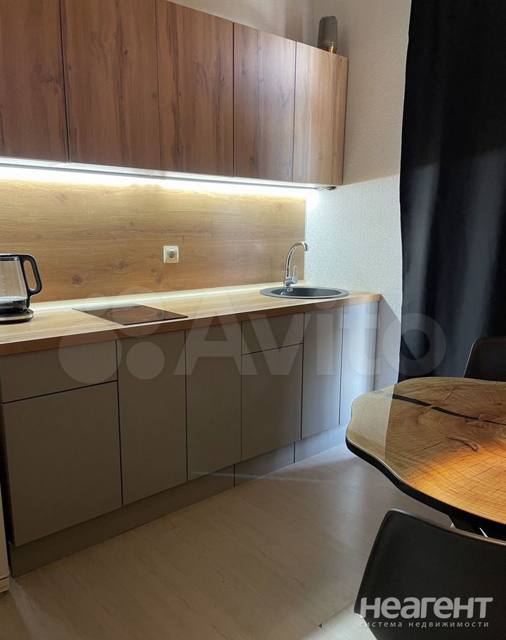 Продается 1-комнатная квартира, 28 м²