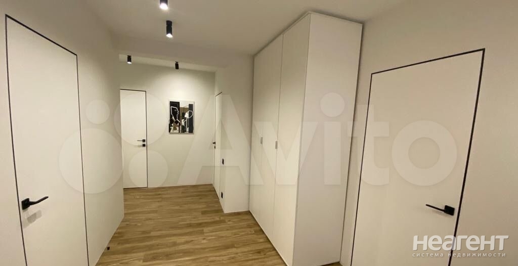 Продается 3-х комнатная квартира, 92 м²