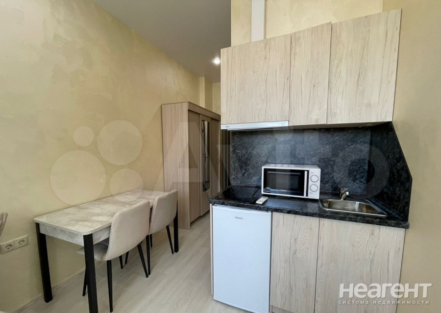 Продается 1-комнатная квартира, 16 м²