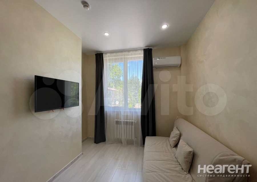 Продается 1-комнатная квартира, 16 м²