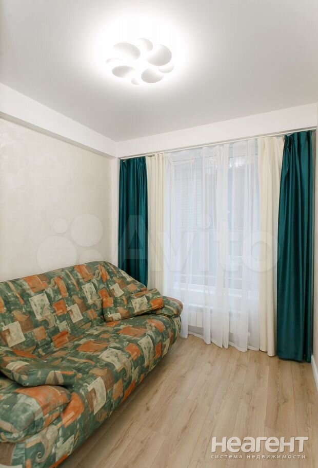 Продается 1-комнатная квартира, 28,3 м²