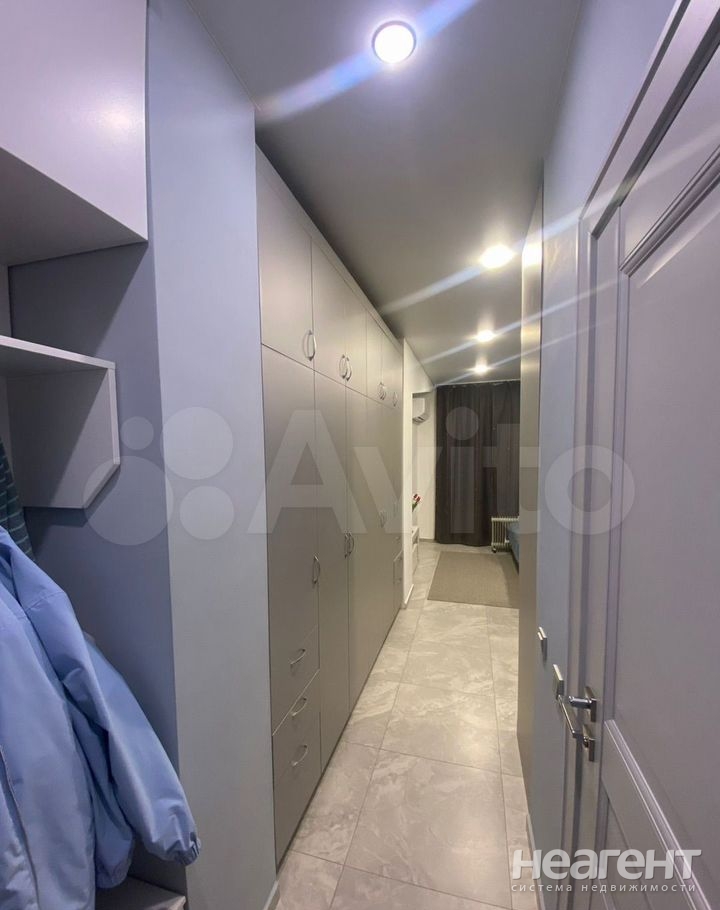 Продается 1-комнатная квартира, 18,4 м²