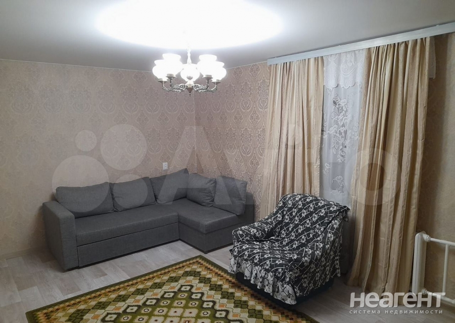 Сдается 2-х комнатная квартира, 64 м²