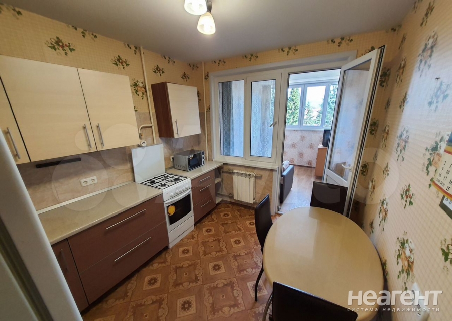 Продается 1-комнатная квартира, 41,3 м²