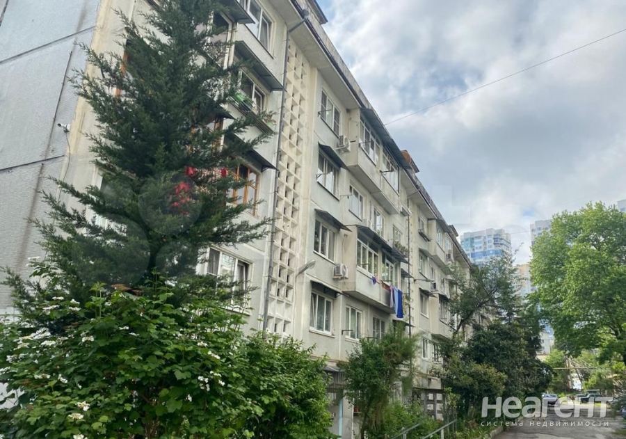 Продается 1-комнатная квартира, 36 м²