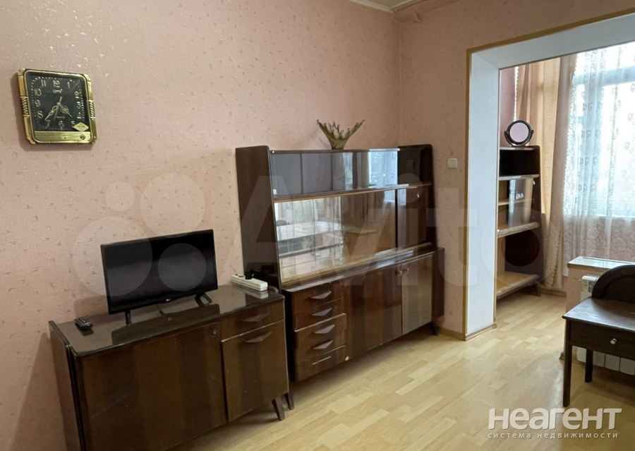 Сдается 1-комнатная квартира, 35 м²