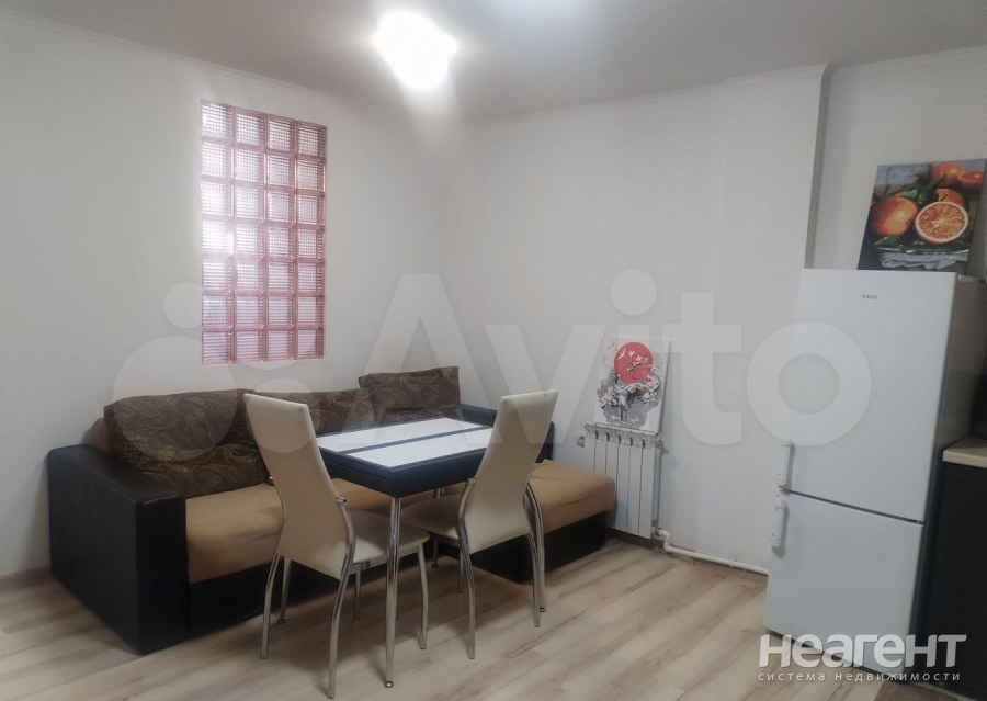 Сдается 1-комнатная квартира, 48 м²