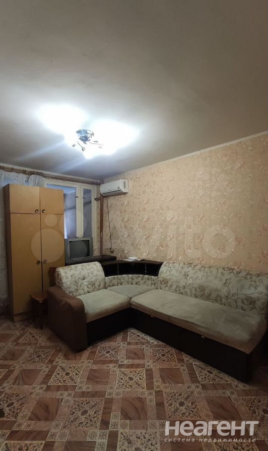 Продается 1-комнатная квартира, 28,6 м²