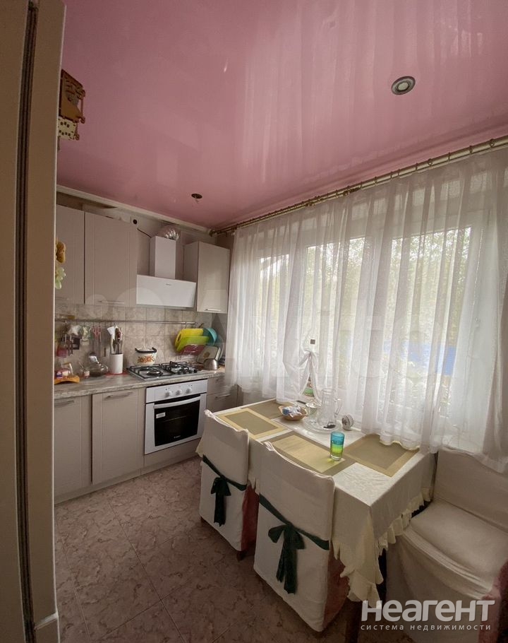 Продается Многокомнатная квартира, 92 м²