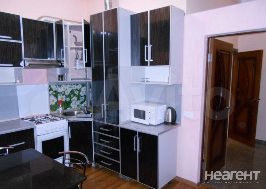 Продается 1-комнатная квартира, 40 м²