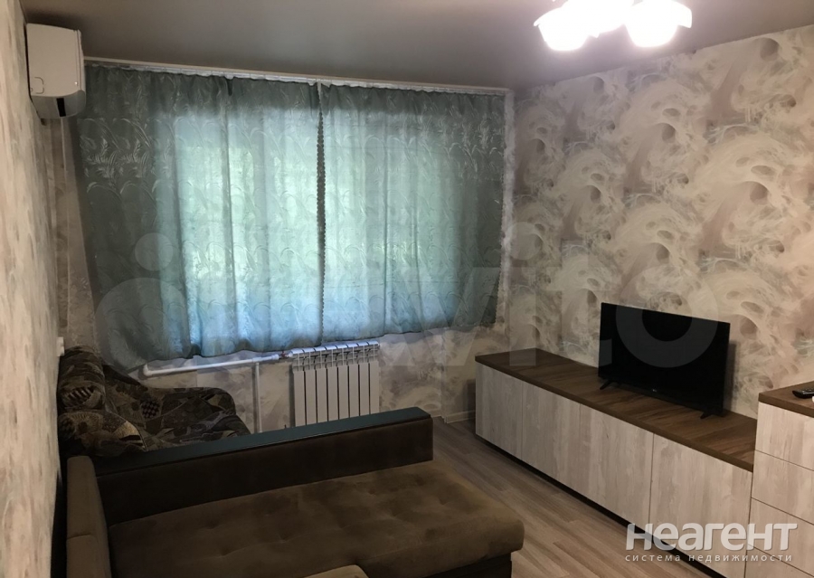 Сдается 1-комнатная квартира, 35 м²