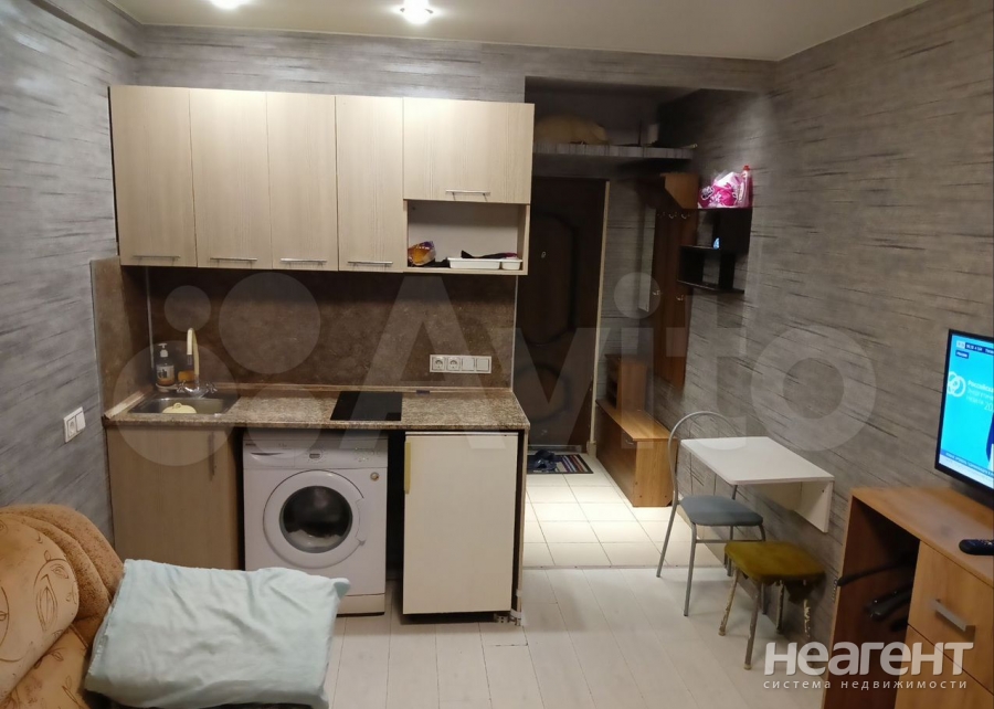 Продается 1-комнатная квартира, 18 м²