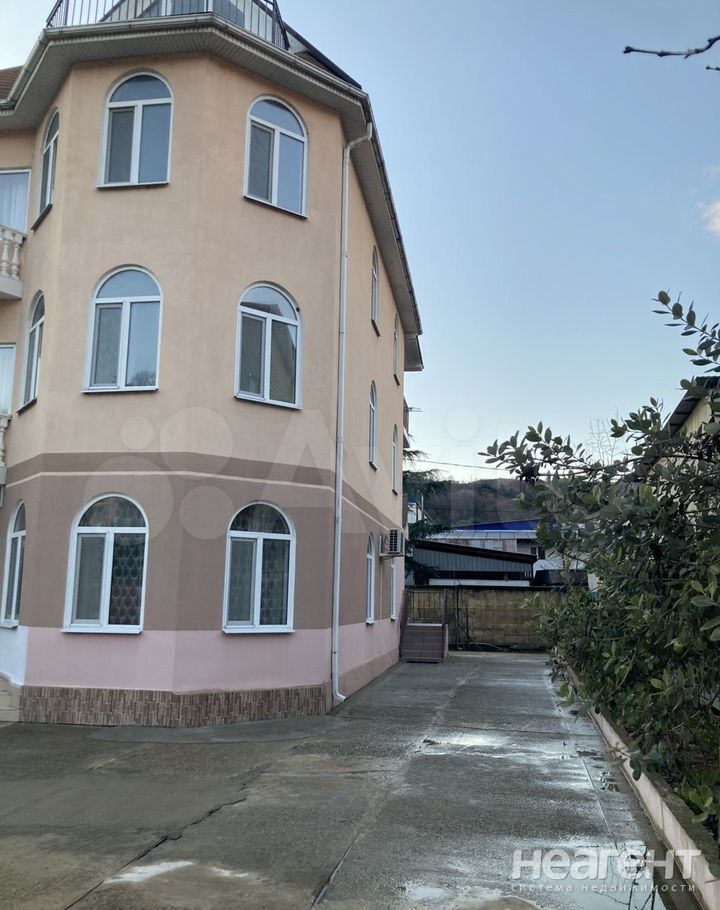 Продается Дом, 650 м²