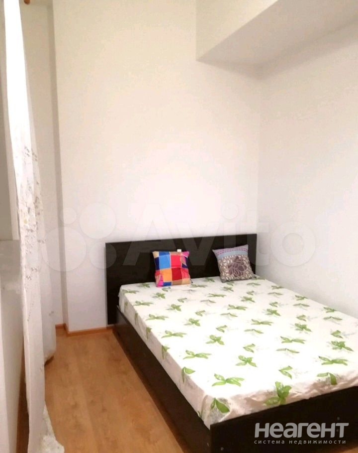 Продается 1-комнатная квартира, 28 м²