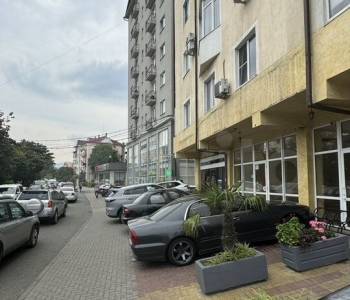 Продается Многокомнатная квартира, 118 м²