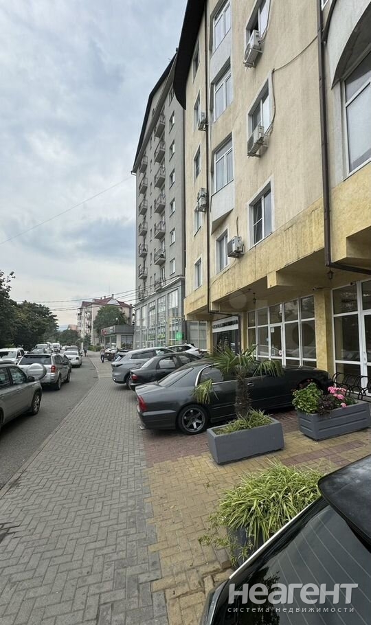 Продается Многокомнатная квартира, 118 м²