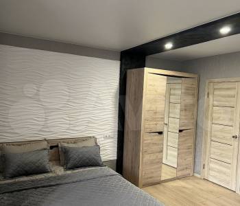 Сдается 1-комнатная квартира, 50 м²